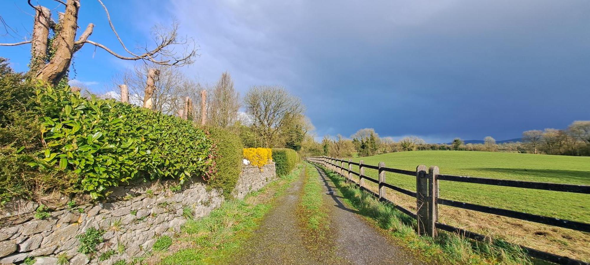 Glenboy Country Accommodation Oldcastle Bagian luar foto