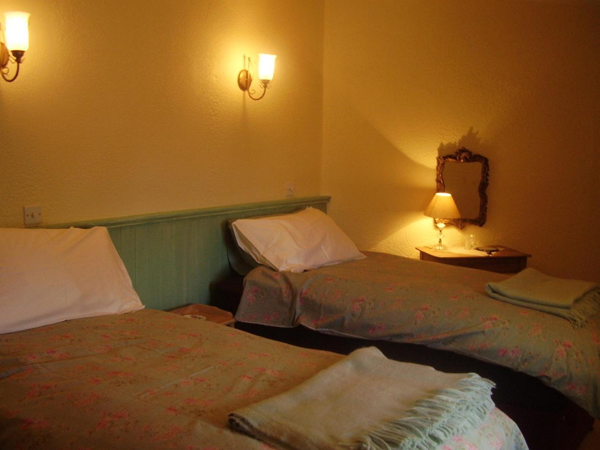 Glenboy Country Accommodation Oldcastle Bagian luar foto